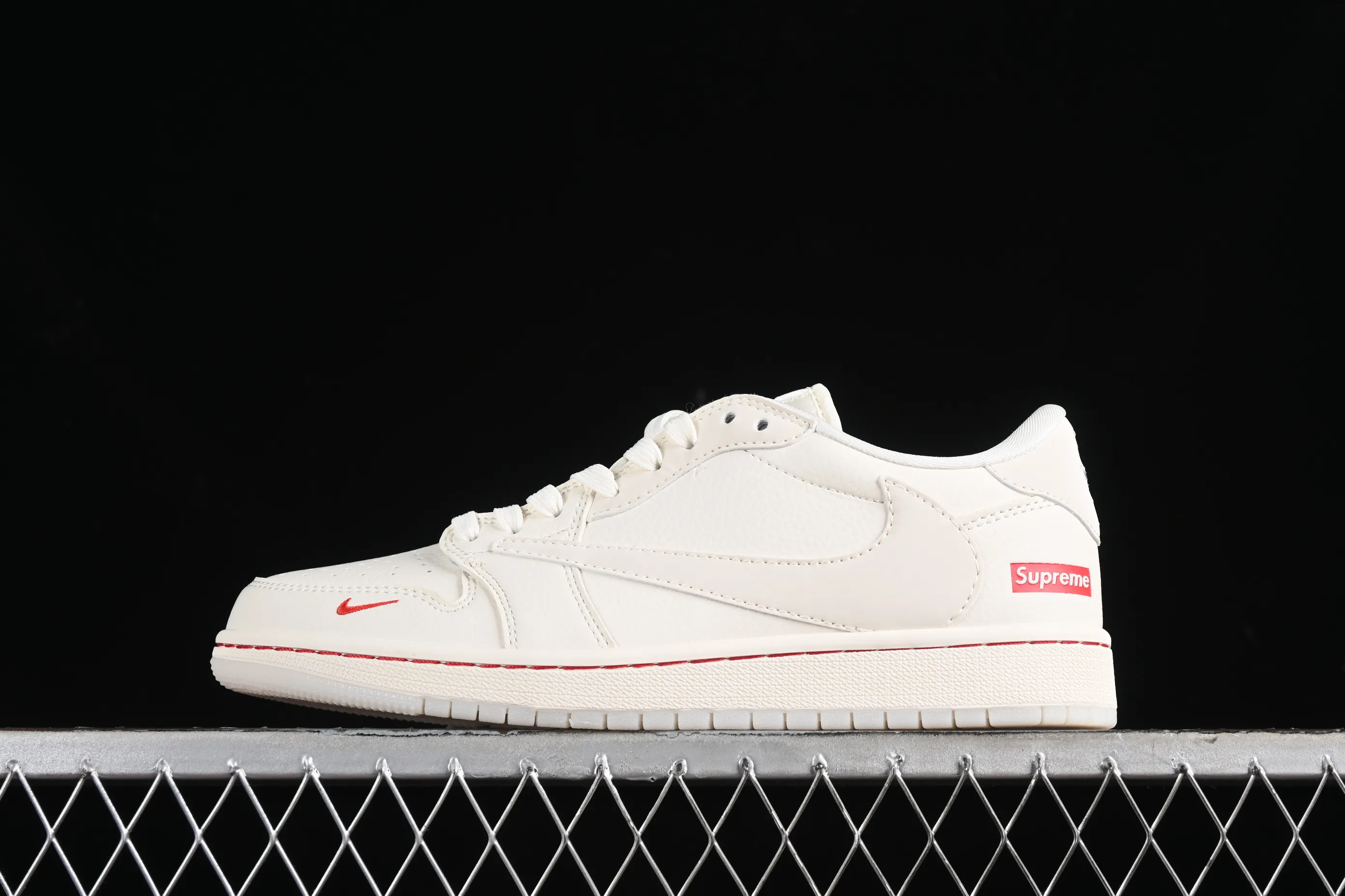 All categories Air Jordan Jordan series basketball shoes Air Jordan 1 Low High-end customized low-top sneakers Travis Scott x Fragment Design x Air Jordan 1 Low OG SP AJ1 Joe 1 Supreme joint-classic off-white low-top cultural casual sneakers XY2688-104